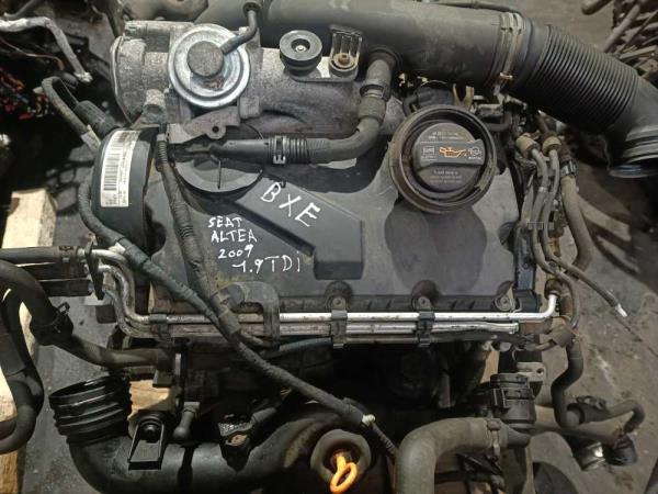 MOTEUR VW 1.9TDI - Vue 1